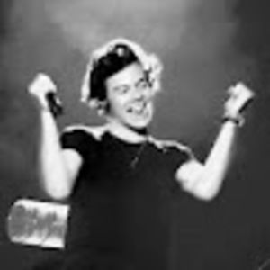 Meet your Posher, Elizabeth